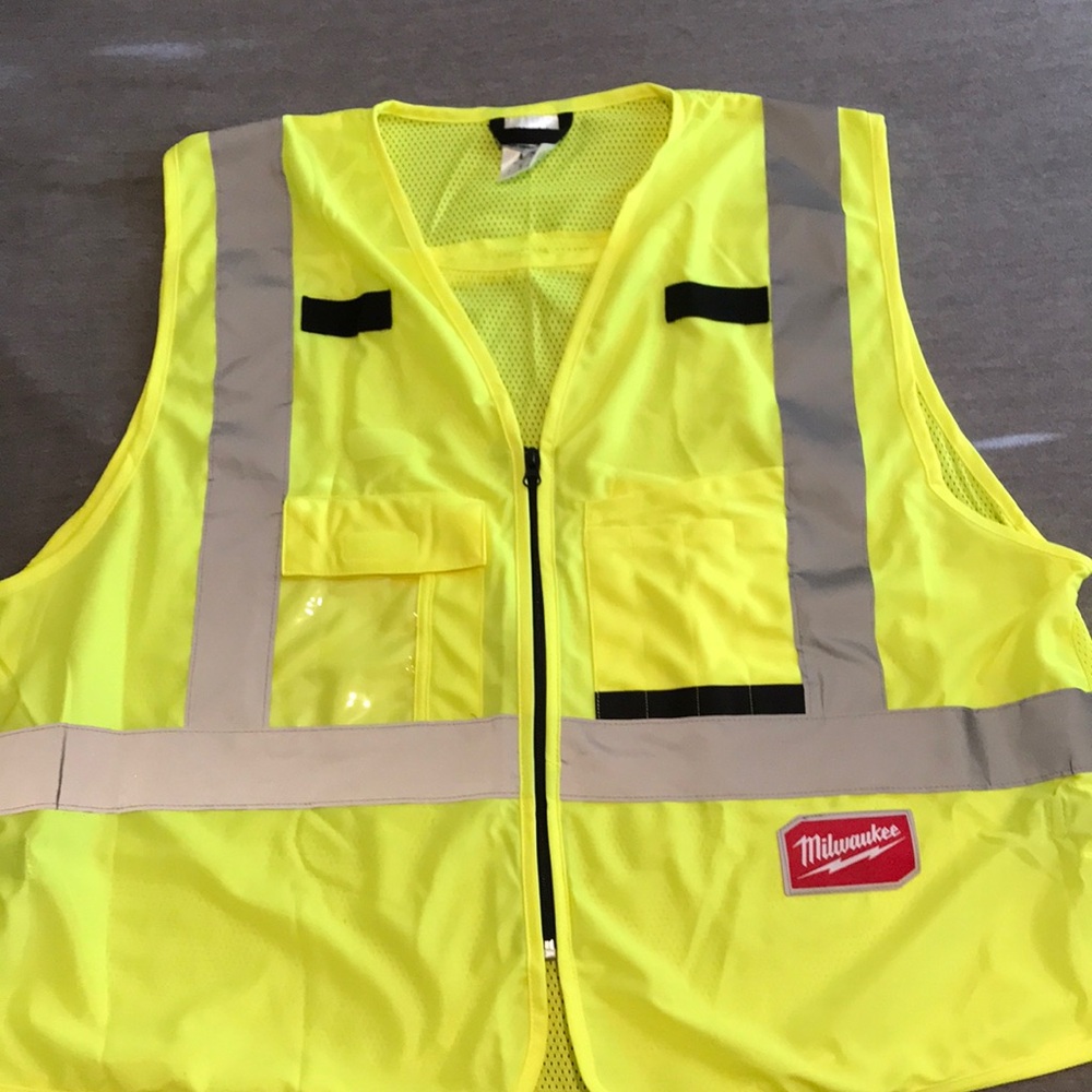 Milwaukee High Visibility Vest Adult L/XL NWOT